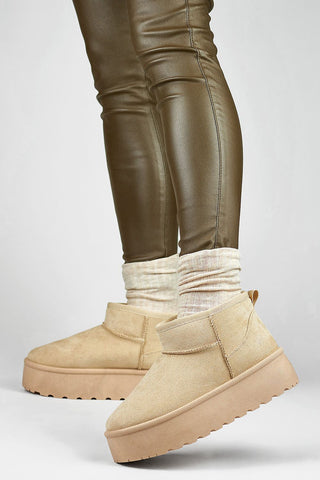 Snow boots model 191309 PRIMO